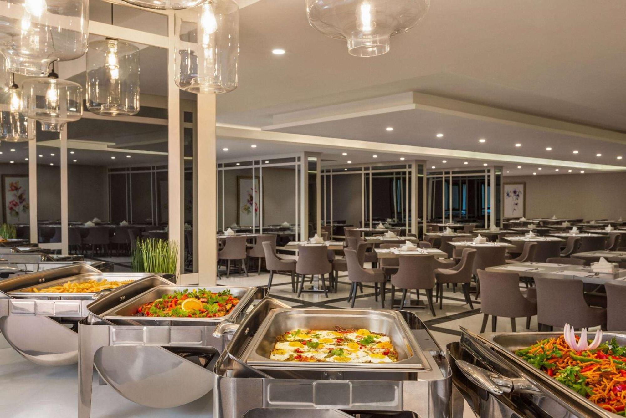 Ramada By Wyndham Makkah Zad Al Tayseer Mekke Dış mekan fotoğraf
